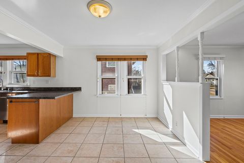 Tiny photo for 115 N PARK Street, Westmont, IL 60559 (MLS # 12580091)