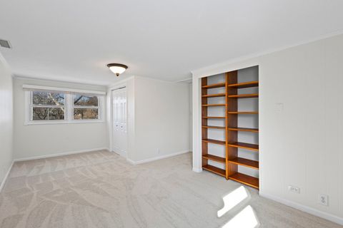 Tiny photo for 115 N PARK Street, Westmont, IL 60559 (MLS # 12580091)