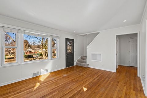 Tiny photo for 115 N PARK Street, Westmont, IL 60559 (MLS # 12580091)