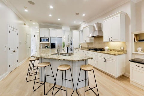 Tiny photo for 3414 N Oakley Avenue, Chicago, IL 60618 (MLS # 12734355)