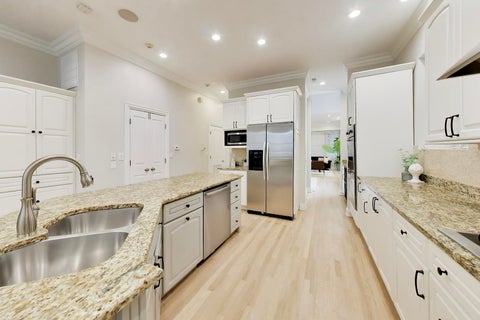 Tiny photo for 3414 N Oakley Avenue, Chicago, IL 60618 (MLS # 12734355)