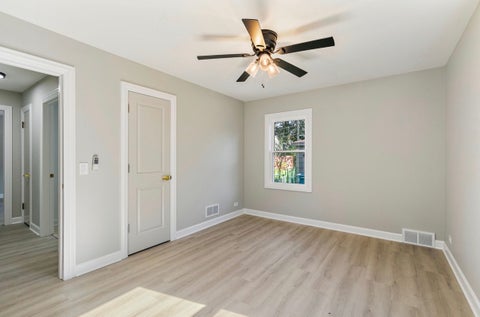 Tiny photo for 523 S Edgewood Avenue, Lombard, IL 60148 (MLS # 12792282)