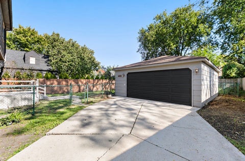 Tiny photo for 523 S Edgewood Avenue, Lombard, IL 60148 (MLS # 12792282)