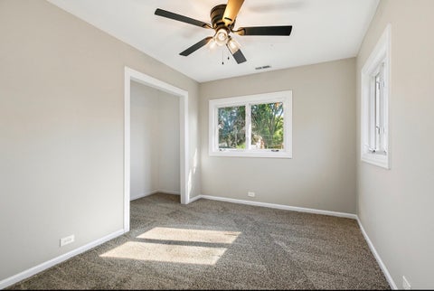 Tiny photo for 523 S Edgewood Avenue, Lombard, IL 60148 (MLS # 12792282)