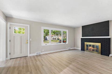 Tiny photo for 523 S Edgewood Avenue, Lombard, IL 60148 (MLS # 12792282)