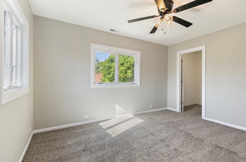 Tiny photo for 523 S Edgewood Avenue, Lombard, IL 60148 (MLS # 12792282)