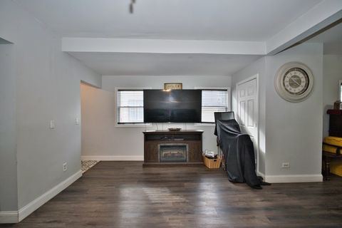 Tiny photo for 434 N LAGRANGE Road, La Grange Park, IL 60526 (MLS # 12563839)