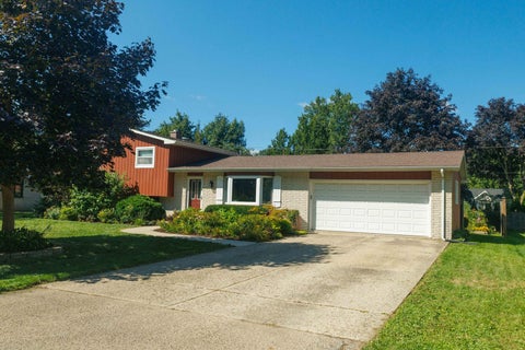 Photo of 936 Estes Street, Gurnee, IL 60031 (MLS # 12727015)