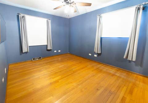 Tiny photo for 936 Estes Street, Gurnee, IL 60031 (MLS # 12727015)