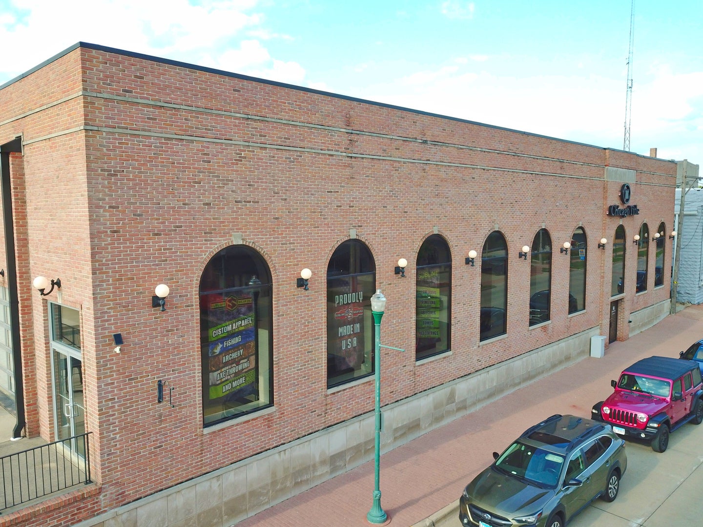124 W Illinois Avenue