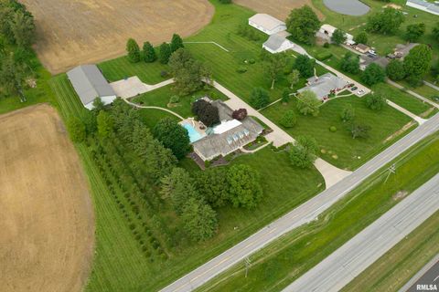 Tiny photo for 15866 Moellers Road, Marion, IL 62959 (MLS # EB459406)