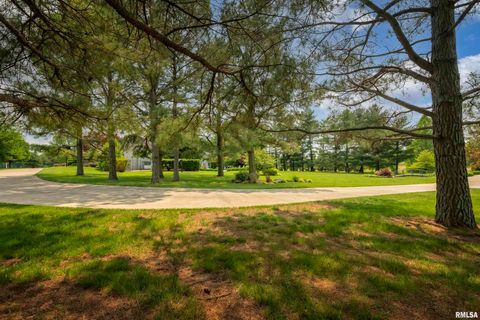 Tiny photo for 15866 Moellers Road, Marion, IL 62959 (MLS # EB459406)