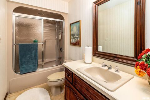 Tiny photo for 15866 Moellers Road, Marion, IL 62959 (MLS # EB459406)