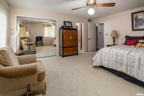 Tiny photo for 15866 Moellers Road, Marion, IL 62959 (MLS # EB459406)