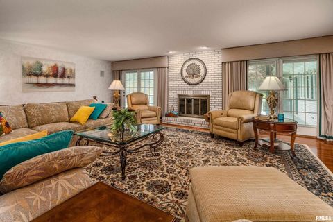 Tiny photo for 15866 Moellers Road, Marion, IL 62959 (MLS # EB459406)