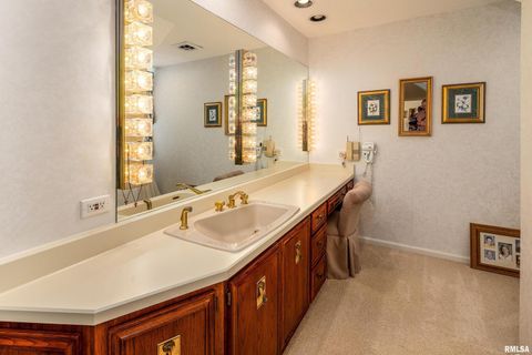 Tiny photo for 15866 Moellers Road, Marion, IL 62959 (MLS # EB459406)