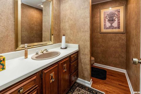 Tiny photo for 15866 Moellers Road, Marion, IL 62959 (MLS # EB459406)