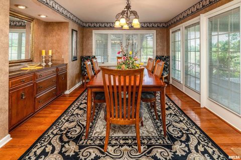 Tiny photo for 15866 Moellers Road, Marion, IL 62959 (MLS # EB459406)