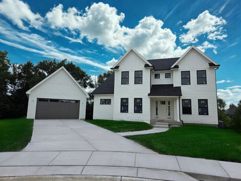 Photo of 835 Avon Court, Glen Ellyn, IL 60137 (MLS # 12491391)