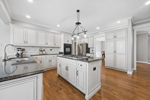 Tiny photo for 2711 Wendy Drive, Naperville, IL 60565 (MLS # 12579838)