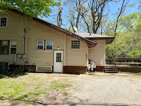 Tiny photo for 405 E Illinois Street, Urbana, IL 61801 (MLS # 12625378)