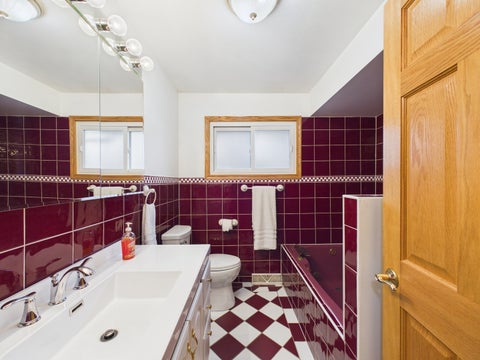 Tiny photo for 442 Gaylin Court, Bensenville, IL 60106 (MLS # 12756892)