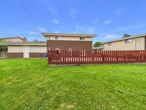 Tiny photo for 442 Gaylin Court, Bensenville, IL 60106 (MLS # 12756892)