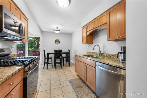 Tiny photo for 2783 Wayfaring Lane #14B, Lisle, IL 60532 (MLS # 12519249)