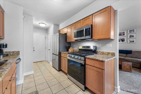 Tiny photo for 2783 Wayfaring Lane #14B, Lisle, IL 60532 (MLS # 12519249)