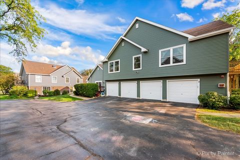 Tiny photo for 2783 Wayfaring Lane #14B, Lisle, IL 60532 (MLS # 12519249)