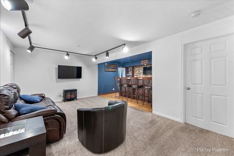 Tiny photo for 2783 Wayfaring Lane #14B, Lisle, IL 60532 (MLS # 12519249)