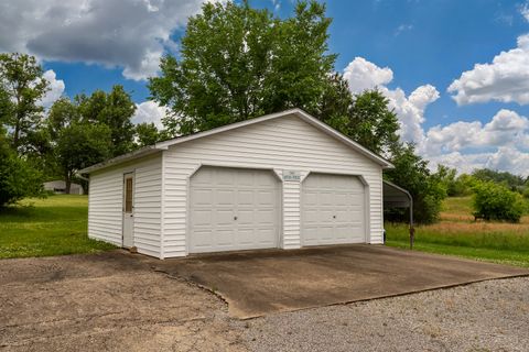 Tiny photo for 6687 Route 166, Creal Springs, IL 62922 (MLS # 12646422)