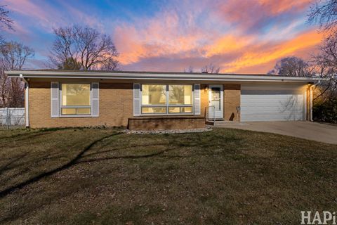 Tiny photo for 86 Mariposa Avenue, Waukegan, IL 60087 (MLS # 12585589)