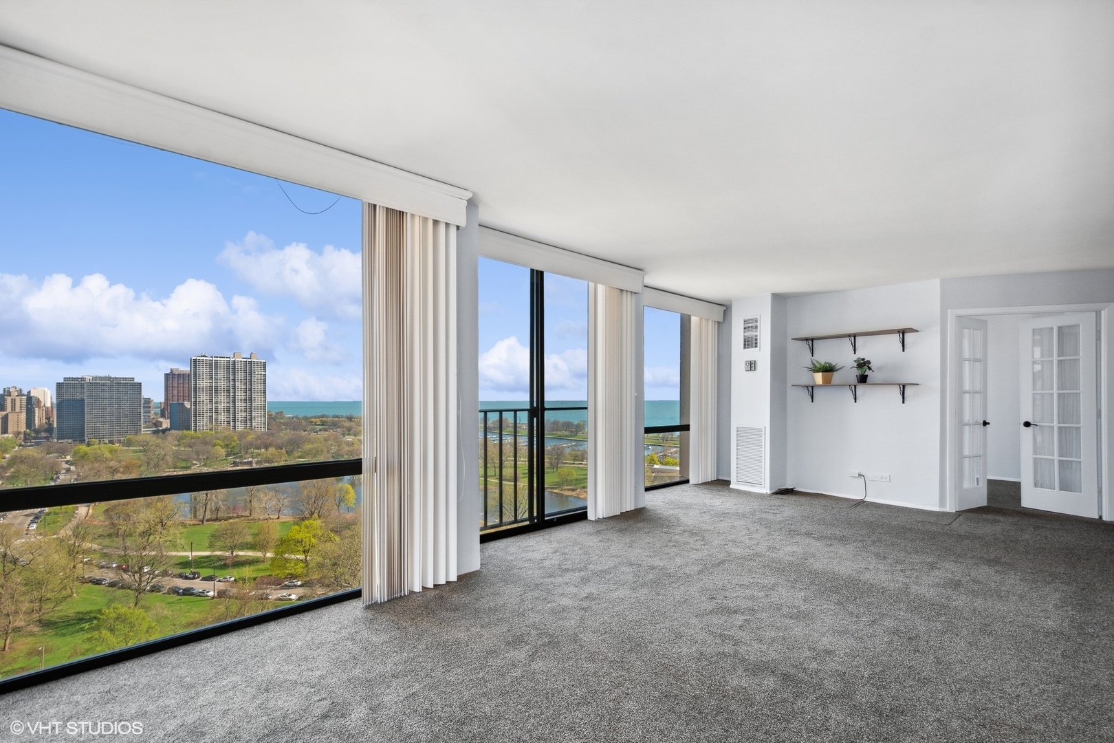 345 W Fullerton Parkway 2107
