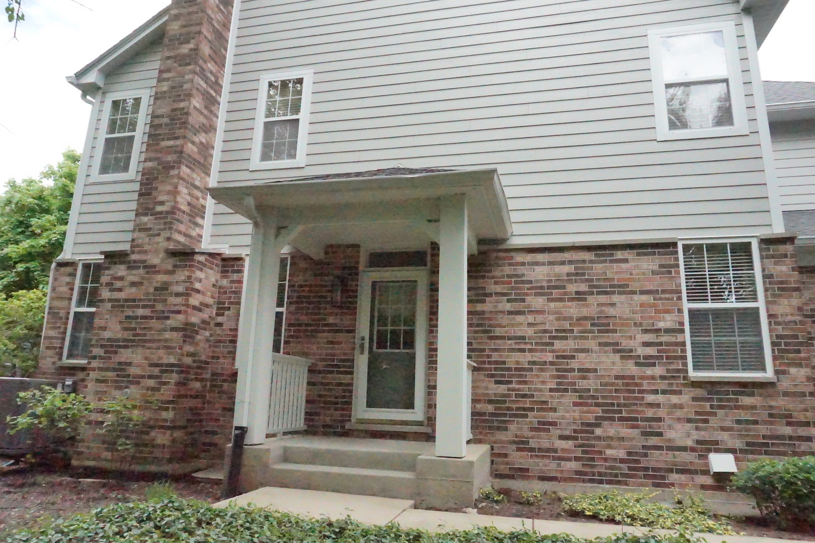 108 Woodview Court