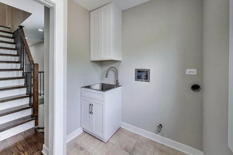 Tiny photo for 4305 N Mobile Avenue, Chicago, IL 60634 (MLS # 12564677)