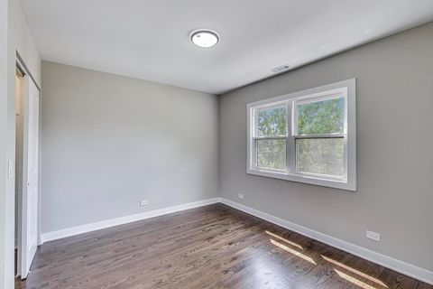 Tiny photo for 4305 N Mobile Avenue, Chicago, IL 60634 (MLS # 12564677)