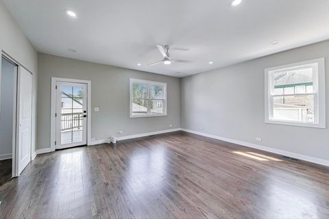 Tiny photo for 4305 N Mobile Avenue, Chicago, IL 60634 (MLS # 12564677)