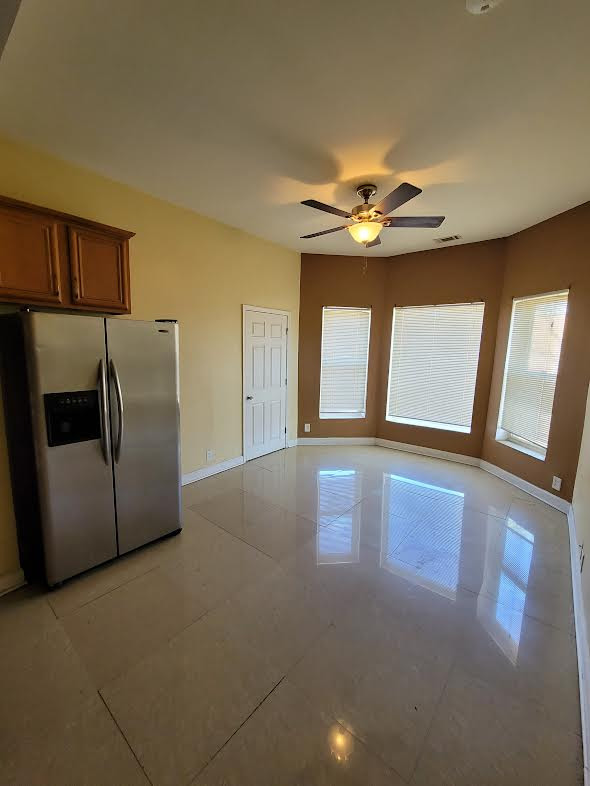 5700 S Indiana Avenue