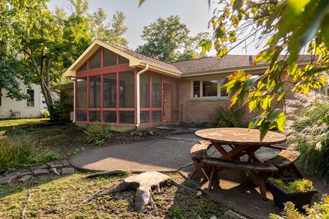 Tiny photo for 1263 CARLISLE Place, Deerfield, IL 60015 (MLS # 12472282)