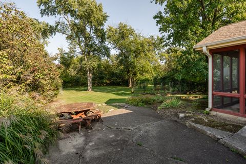 Tiny photo for 1263 CARLISLE Place, Deerfield, IL 60015 (MLS # 12472282)