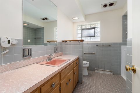 Tiny photo for 1263 CARLISLE Place, Deerfield, IL 60015 (MLS # 12472282)