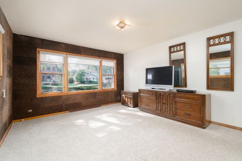 Tiny photo for 1263 CARLISLE Place, Deerfield, IL 60015 (MLS # 12472282)
