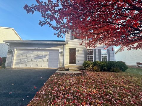 Photo of 2477 Smithfield Court, Aurora, IL 60503 (MLS # 12503551)