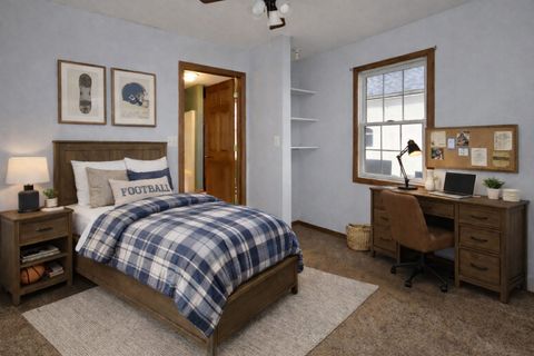 Tiny photo for 615 N Mulberry Street, Clinton, IL 61727 (MLS # 12547605)