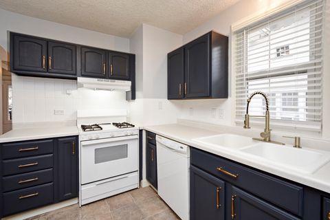 Tiny photo for 615 N Mulberry Street, Clinton, IL 61727 (MLS # 12547605)