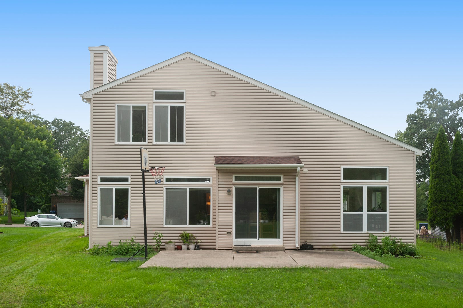 1531 Vineyard Drive