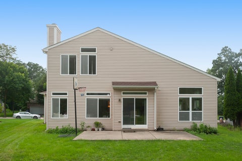 Tiny photo for 1531 Vineyard Drive, Gurnee, IL 60031 (MLS # 12738227)