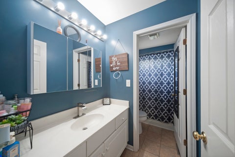Tiny photo for 1531 Vineyard Drive, Gurnee, IL 60031 (MLS # 12738227)