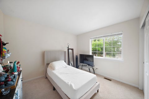 Tiny photo for 1531 Vineyard Drive, Gurnee, IL 60031 (MLS # 12738227)